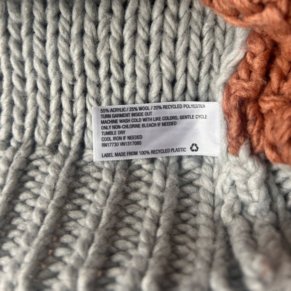 Universal Thread Colorblock Sweater - Rust, Light Gray, Cream - Picture 4 of 4